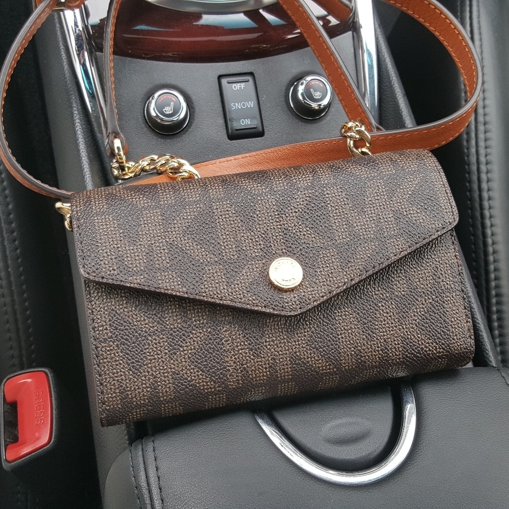 Michael kors Crossbody